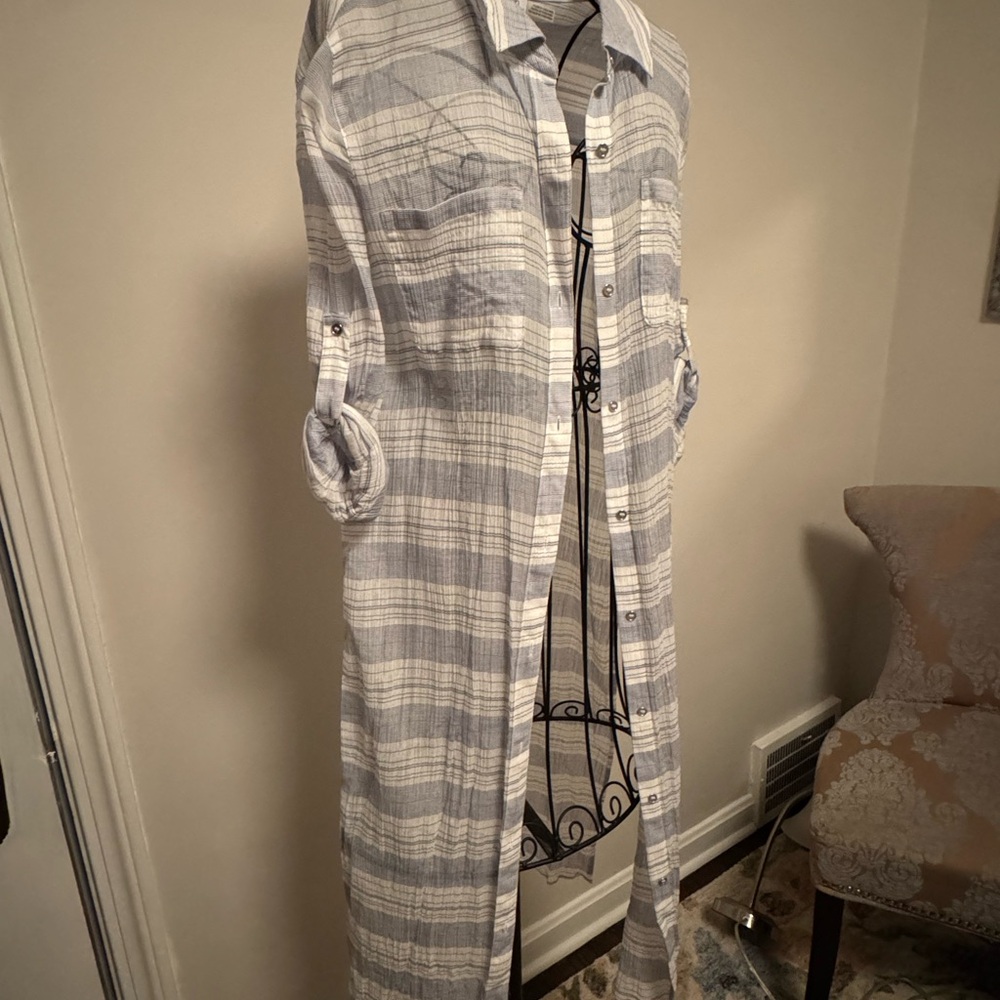 Calvin Klein White and Blue duster